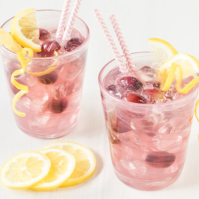 Pink Lemonade with Frozen Grapes