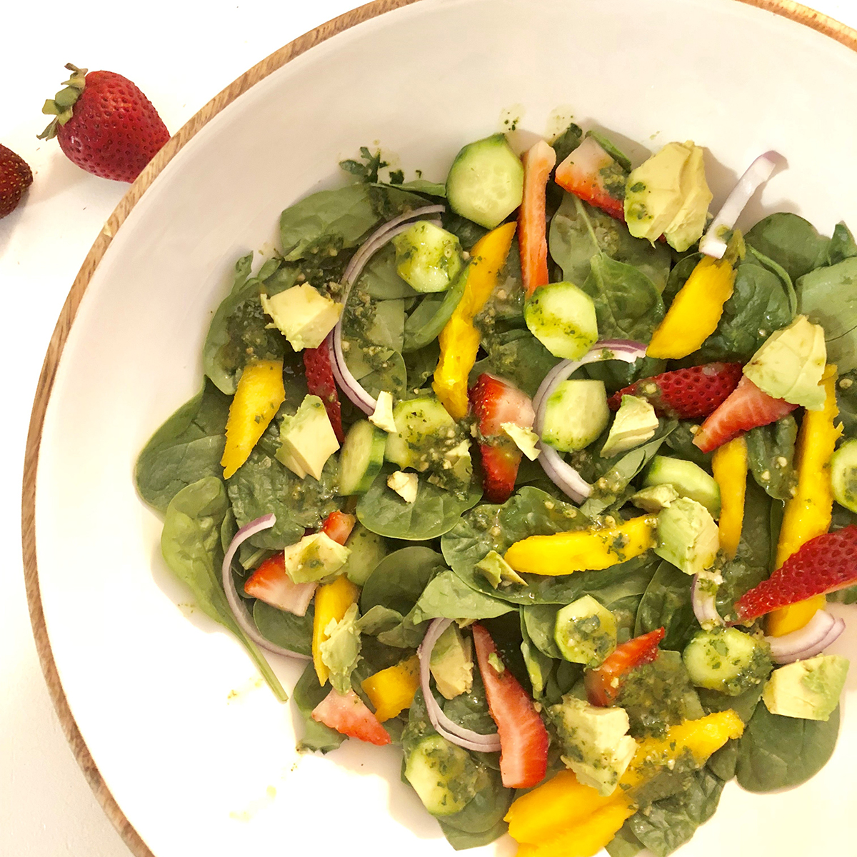 Mango Strawberry Spinach Salad with Cilantro Lime Dressing Recipe ...